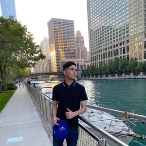 Meet your Posher, Axel